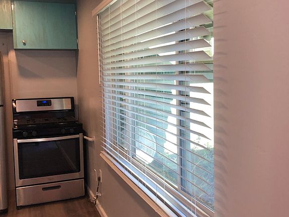 3rd image of 3886 Carancho St
