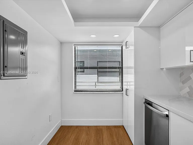 8201 Byron Ave #502 — Photo 17