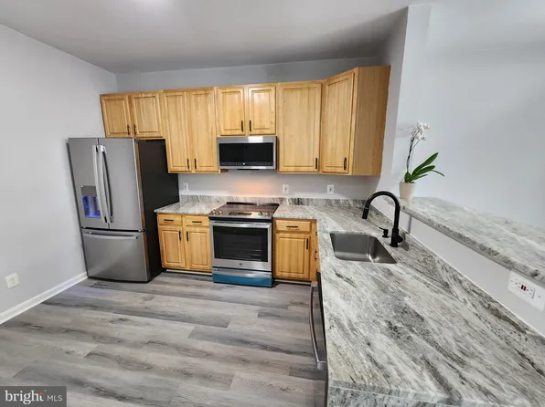 1306 Blue Heron Dr, Denton, MD 21629