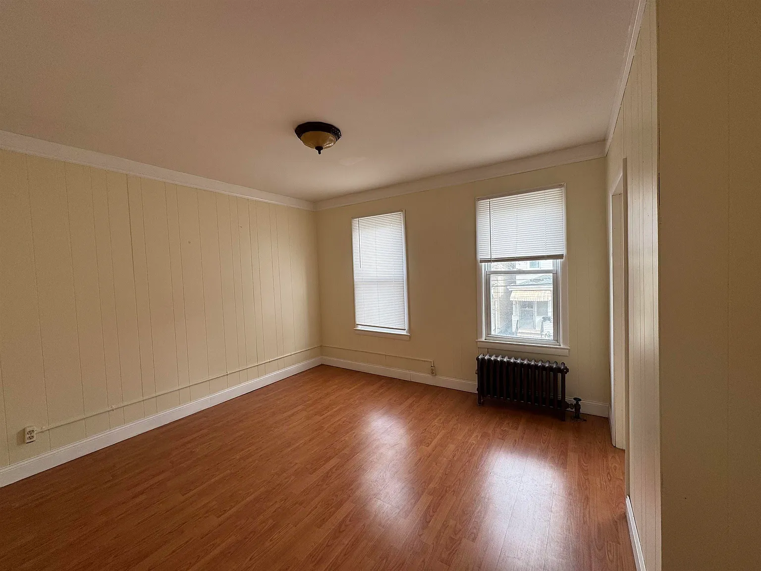2 bed, 1.0 bath, $2,000 — Photo 3