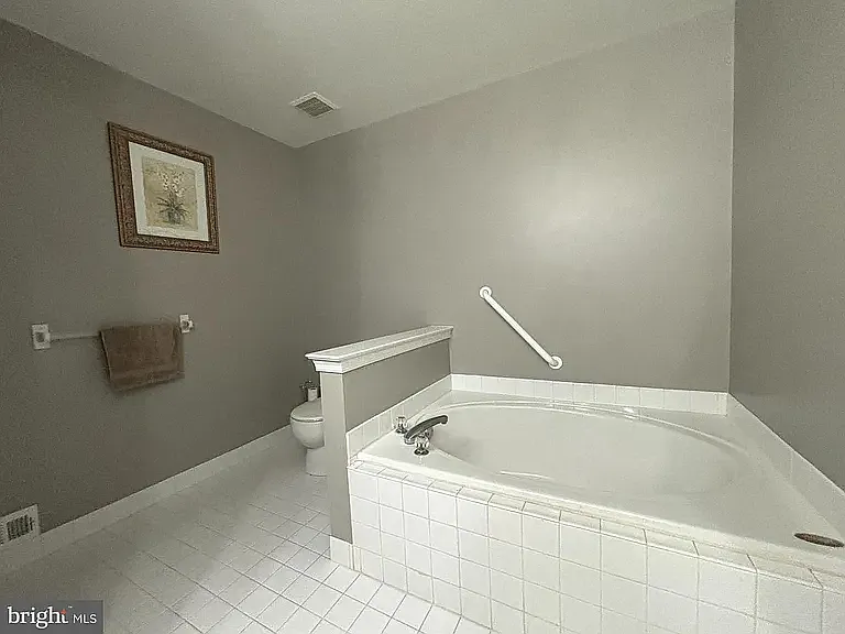 233 Tall Pines Dr — Photo 18