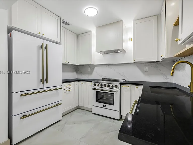 5410 SW 2nd St — Photo 39