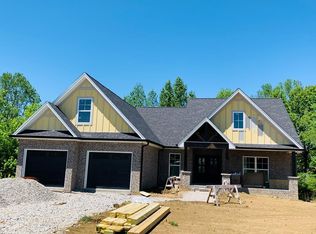 1151 Fawn Dr, Cookeville, TN 38501