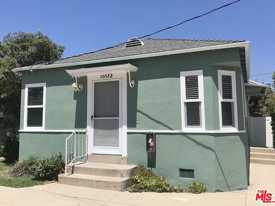 1st image of 10572 Ayres Ave