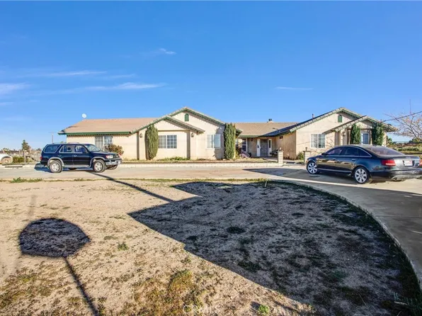 10439 Mesa St, Oak Hills, CA 92344