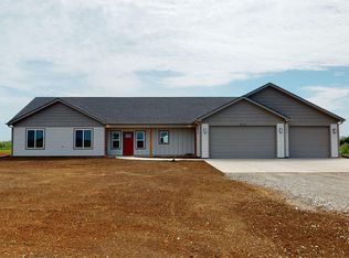 7610 SE Berryton Rd, Berryton, KS 66409