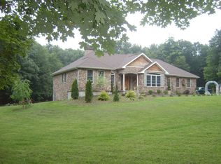 10 Nightengale Rd, Woodstock, CT 06281