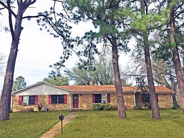 1st image of 1004 Caprice Dr