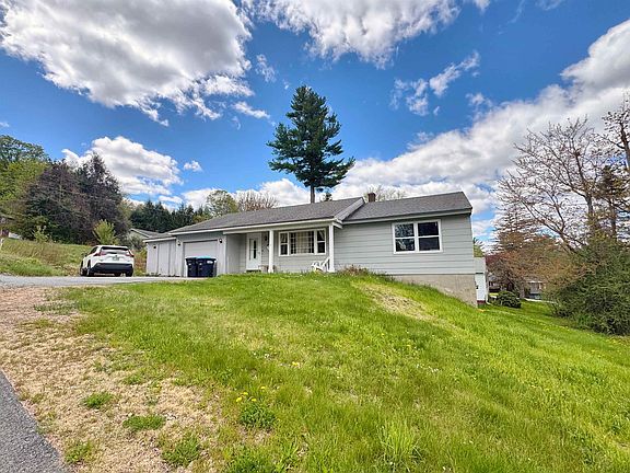 4th image of 20 Edwin Avenue