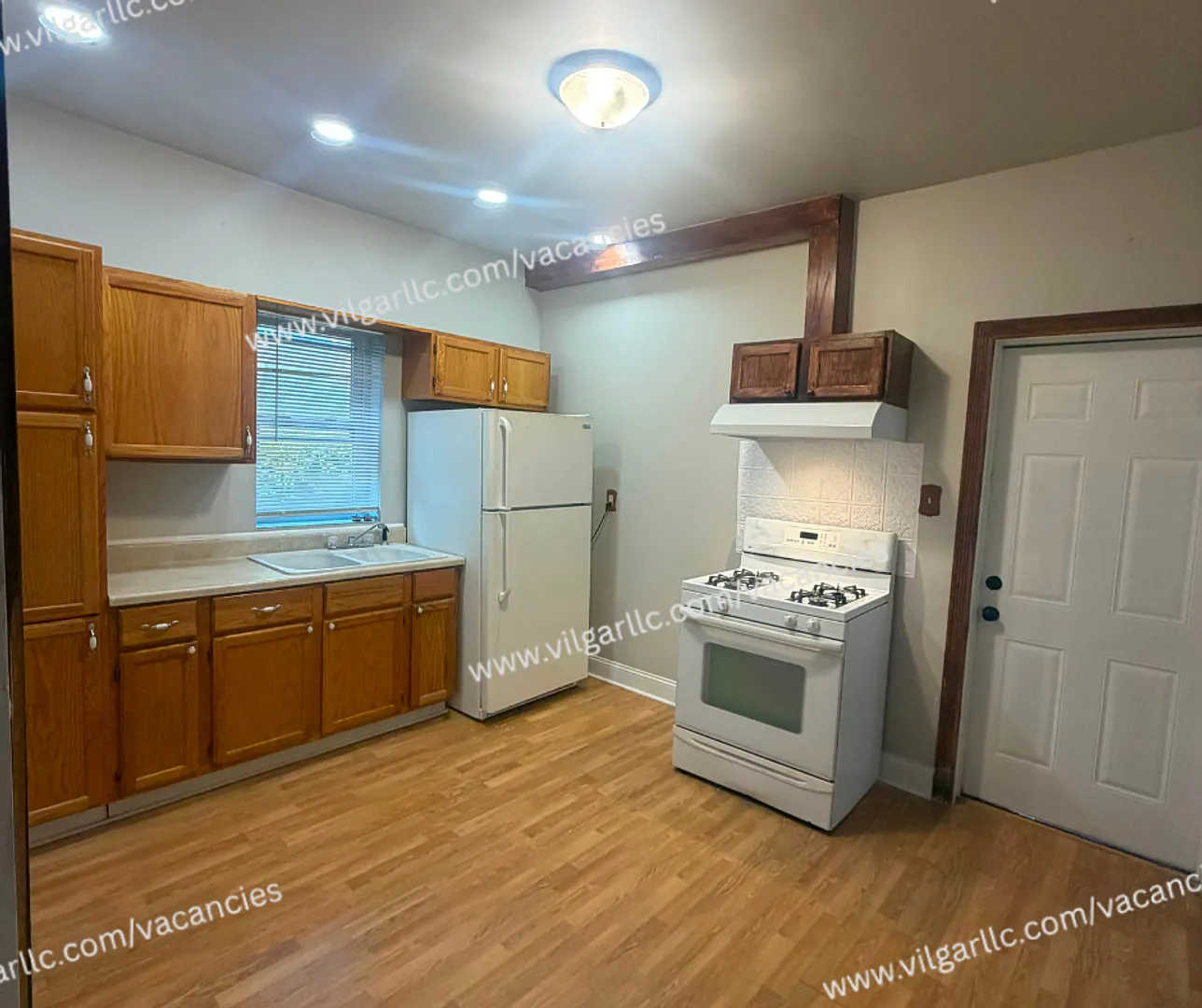 5417 Wood Ave. — Photo 4