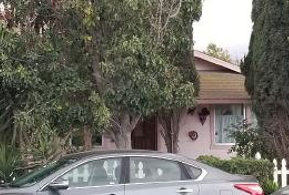 2nd image of 206 Montezuma Dr