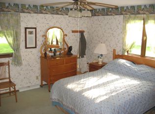 W6273 Everglade Rd, Greenville, WI 54942