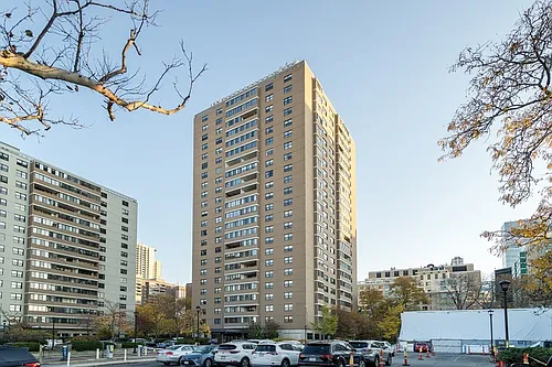 8 Whittier Pl Photo 1 8 Whittier Pl Photo 1