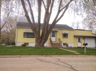 1401 Hawthorne St, Albert Lea, MN 56007