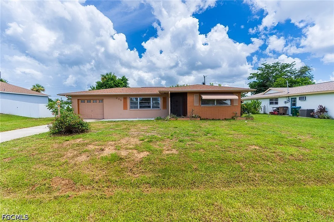 2 bed, 1.0 bath, 1063 sqft, $1,500 — Photo 1