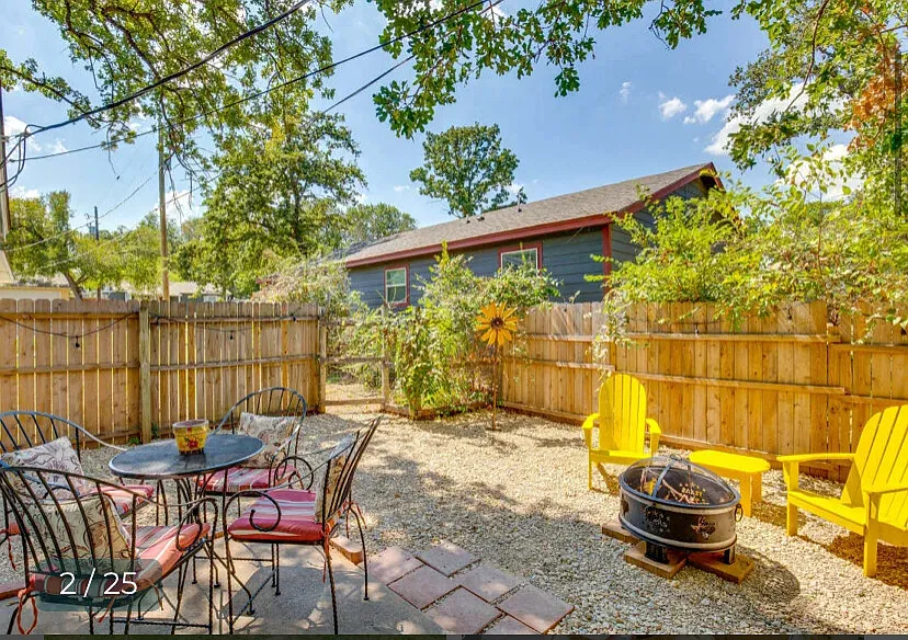 536 Western Hills Trl — Photo 2