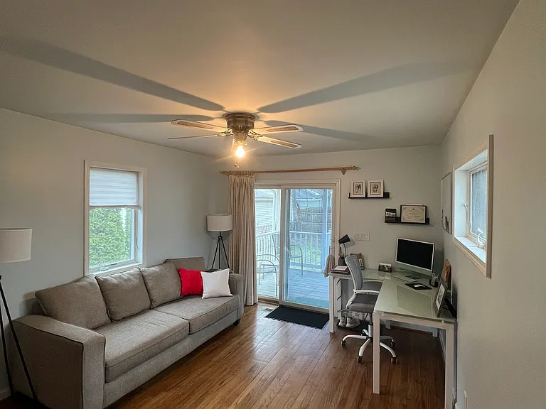 Cummings Ave — Photo 15