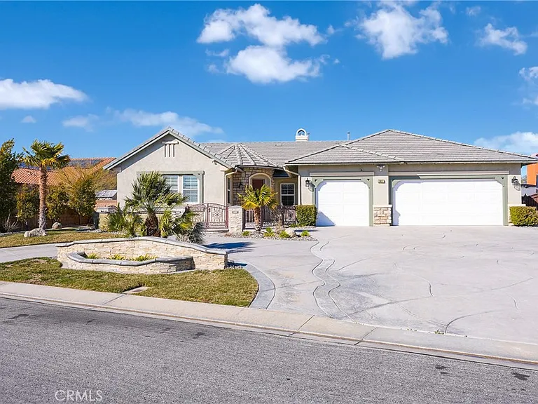 3037 W Avenue M4 — Photo 1