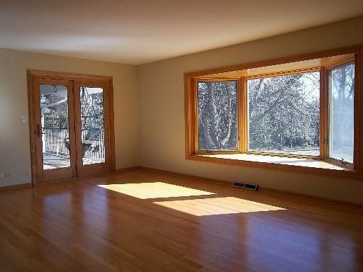 2nd image of 124 Forestview Dr
