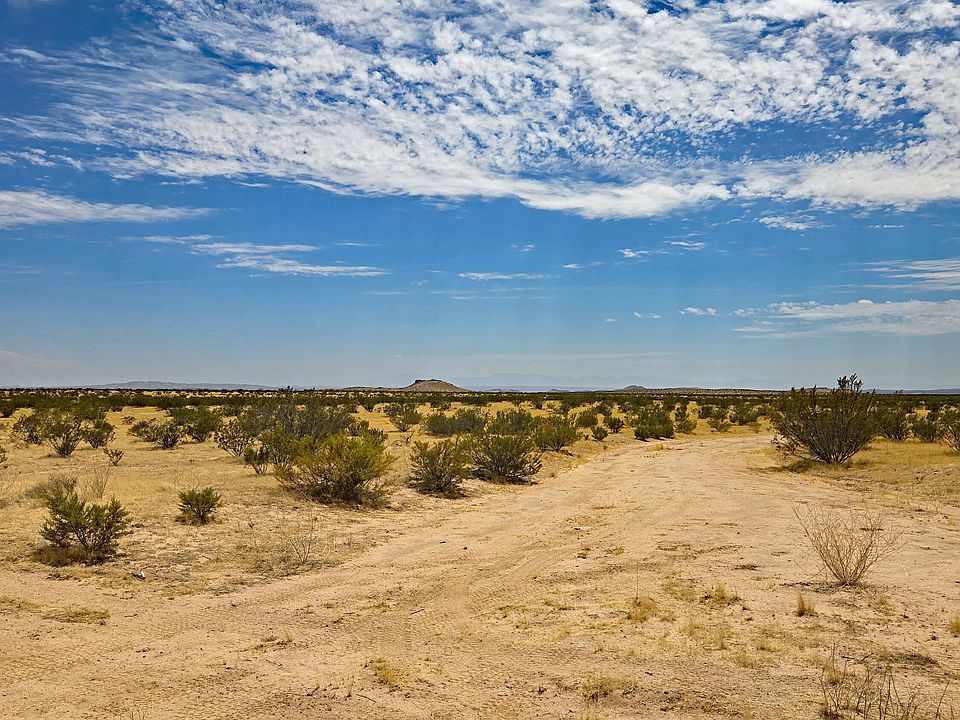 1st image of Lomita Ct
