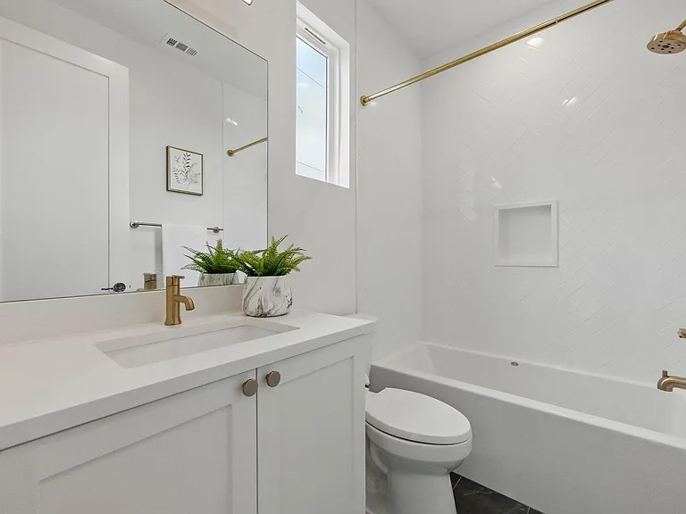 2105 Sl Davis Ave #2 — Photo 18