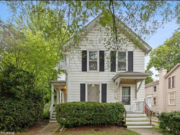 219 Center St #1