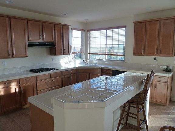 2nd image of 1230 Hillwood Loop