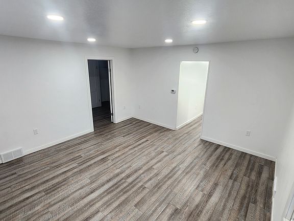 2nd image of 316 6th St