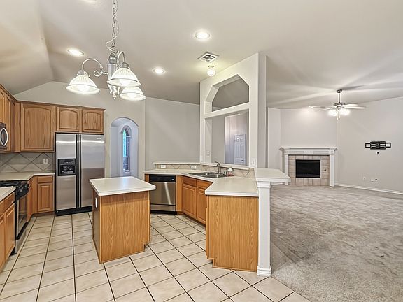 3rd image of 1632 Balboa Ln