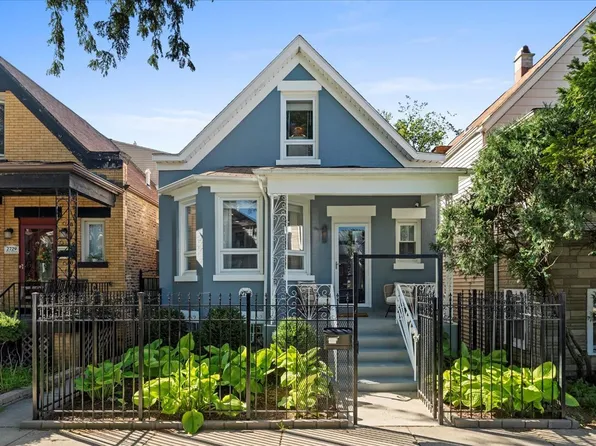 2733 W Nelson St, Chicago, IL 60618