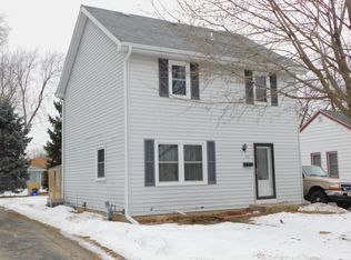 306 Palmer St, Waukesha, WI 53188