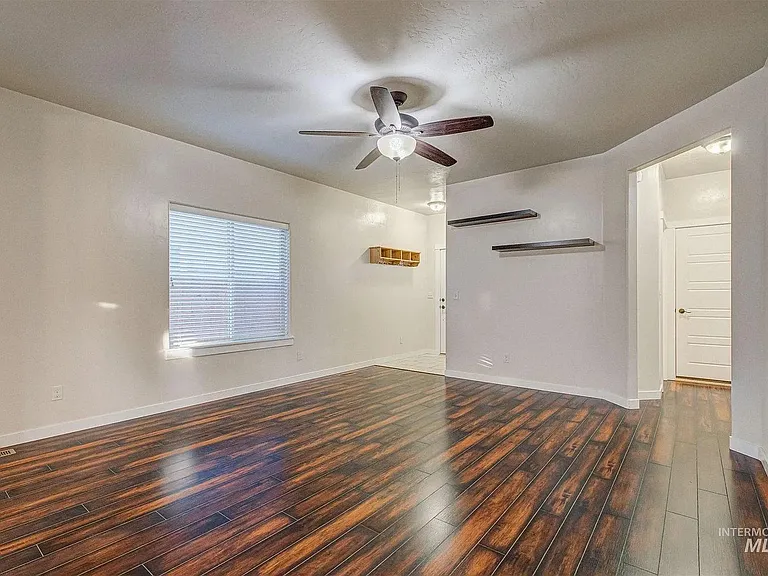 4483 S Old Sport Ln — Photo 4