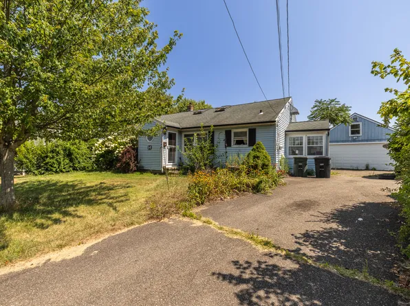 14 Catherine Court, Milford, CT 06460