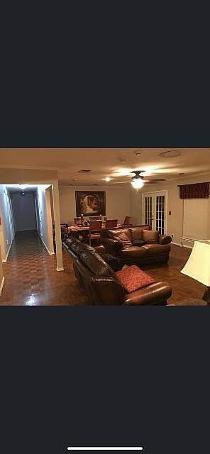 1st image of 6317 Wallingford Dr