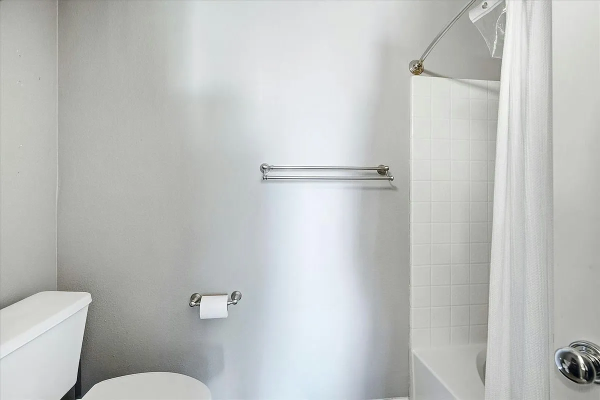 7743 East Viewrim Drive — Photo 2