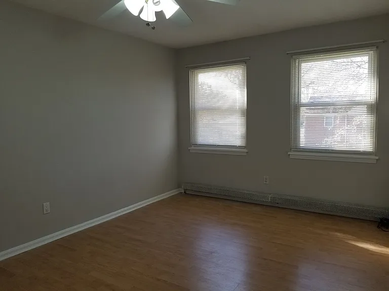 13789 Cedar Rd #300 — Photo 9