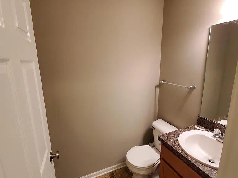 33426 Halle Ct — Photo 10