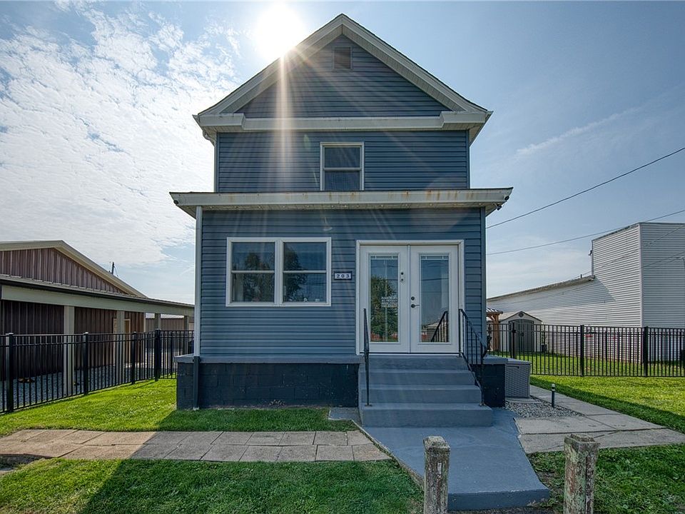1st image of 203 Harmony St