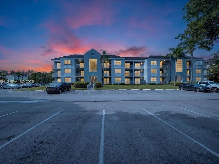 8540 SW 212th St #202 — Photo 1