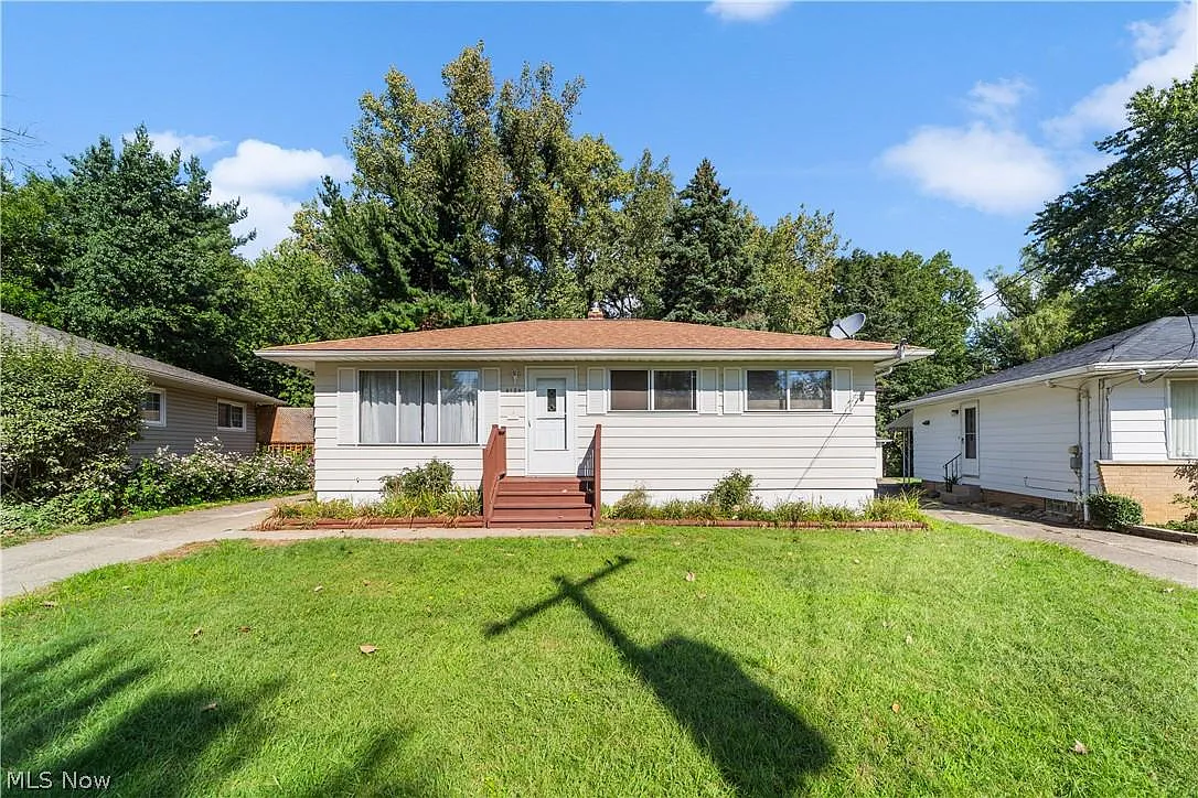 4124 Plymouth Rd photo 1