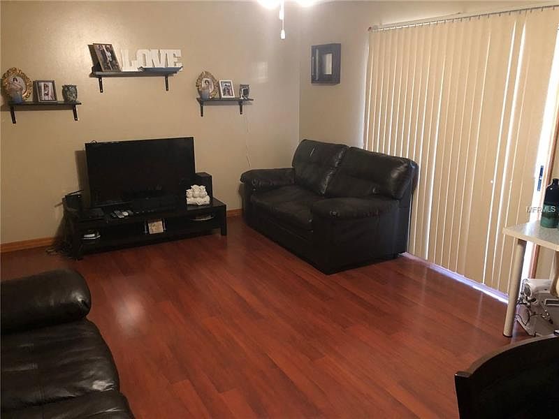 2nd image of 11109 Alderly Commons Ct