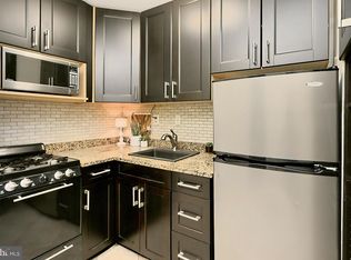 801 N Pitt St APT 310, Alexandria, VA 22314
