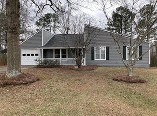 150 Apple Valley Dr, Woodstock, GA 30188