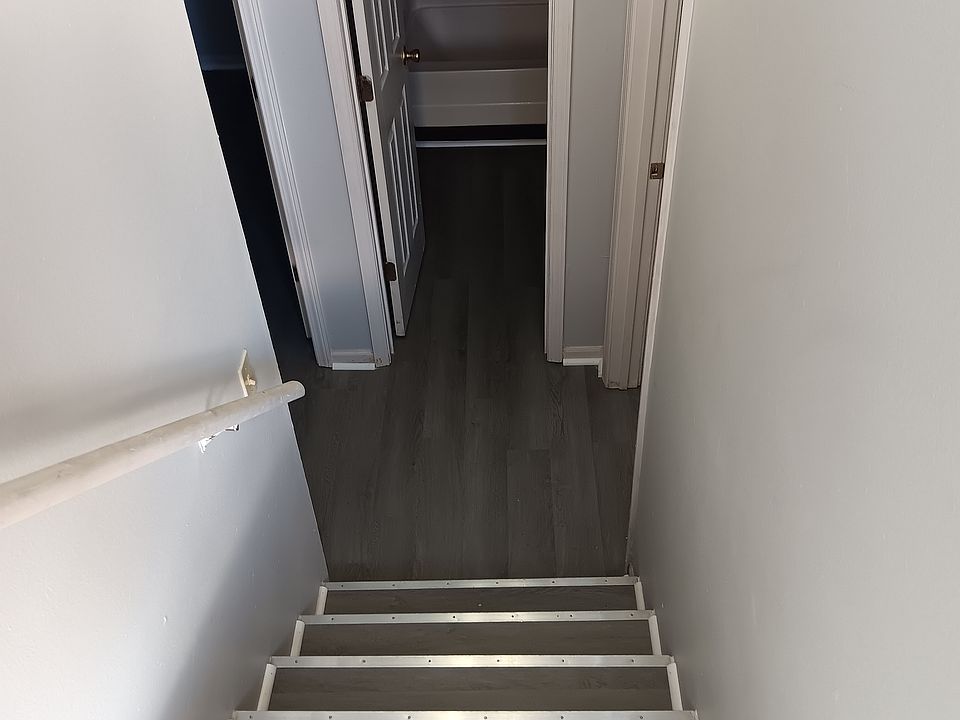 Basement-Stairs_01062026