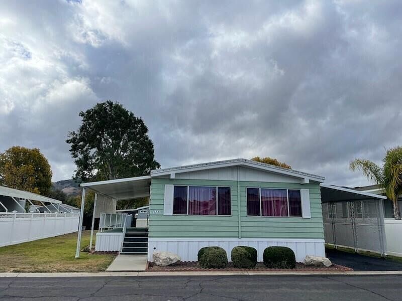 1st image of 330 SW Highway 246 #123