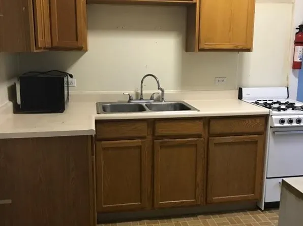 263 Syracuse Ave APT 3, Oswego, NY 13126