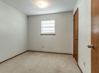 1607 Wind Hill Rd, Norman, OK 73071