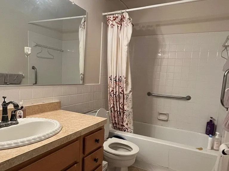 3948C Ridge Lea Rd #C — Photo 3