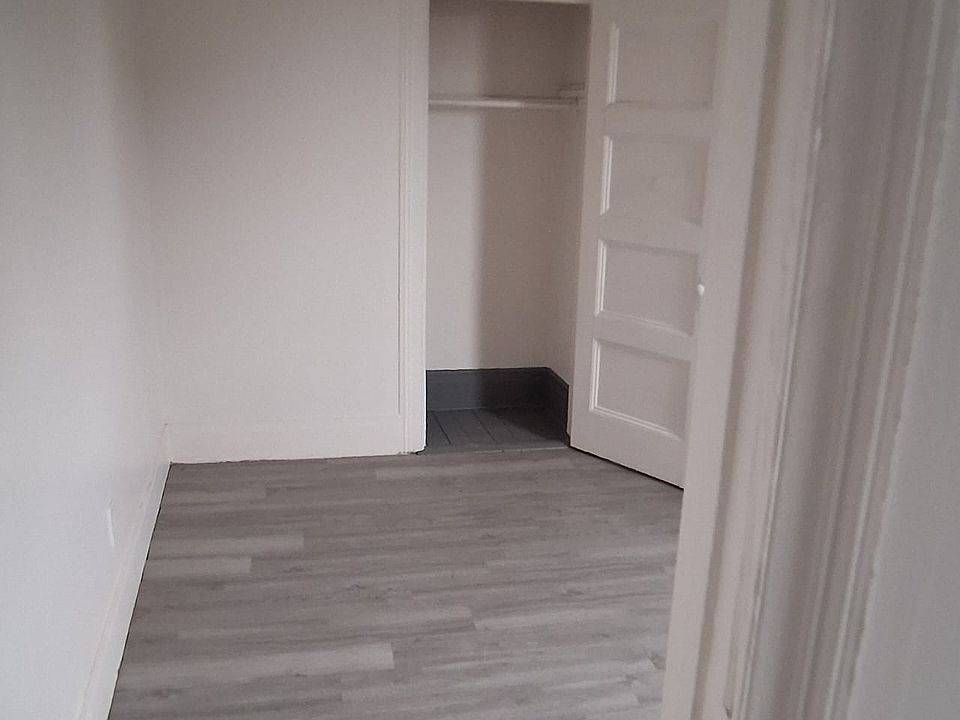 1st image of 30 E Main St APT 4