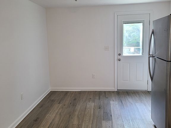 2nd image of 12 Eden St #12